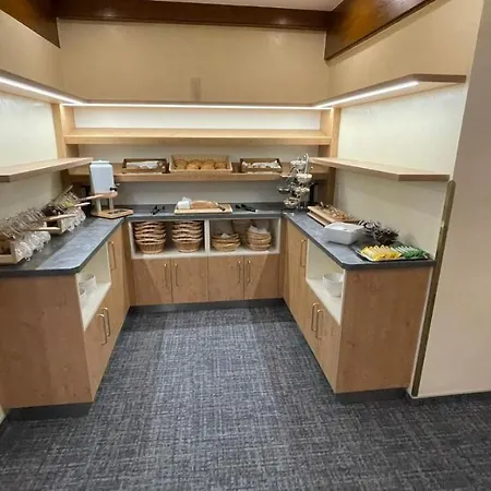 Schi- Und Wanderhotel Berghof Szálloda Bad Kleinkirchheim