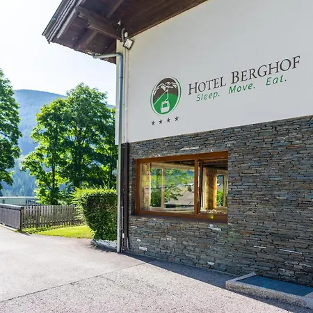 호텔 Schi- Und Wanderhotel Berghof 4*