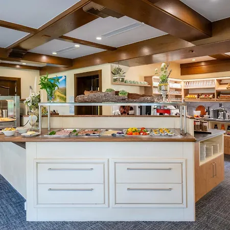 Schi- Und Wanderhotel Berghof Szálloda Bad Kleinkirchheim