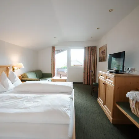 Hotel Schi- Und Wanderhotel Berghof Bad Kleinkirchheim