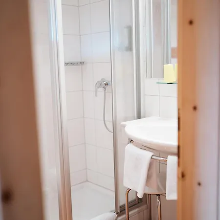 Schi- Und Wanderhotel Berghof 4* Bad Kleinkirchheim