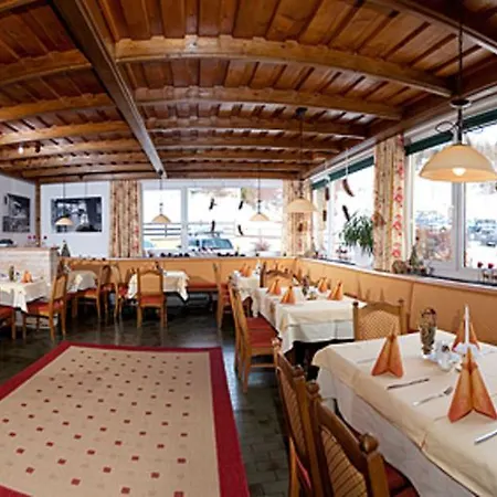 Schi- Und Wanderhotel Berghof Hotell