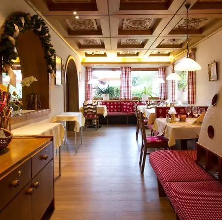 Schi- Und Wanderhotel Berghof