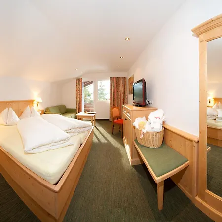 Schi- Und Wanderhotel Berghof Hotel