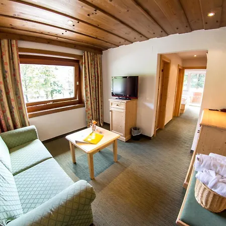 Schi- Und Wanderhotel Berghof Szálloda Bad Kleinkirchheim