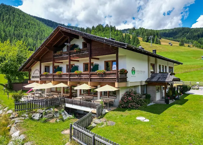 Schi- Und Wanderhotel Berghof Бад-Кляйнкірхгайм