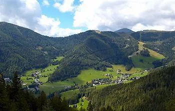 Schi- Und Wanderhotel Berghof 4* Бад-Кляйнкірхгайм