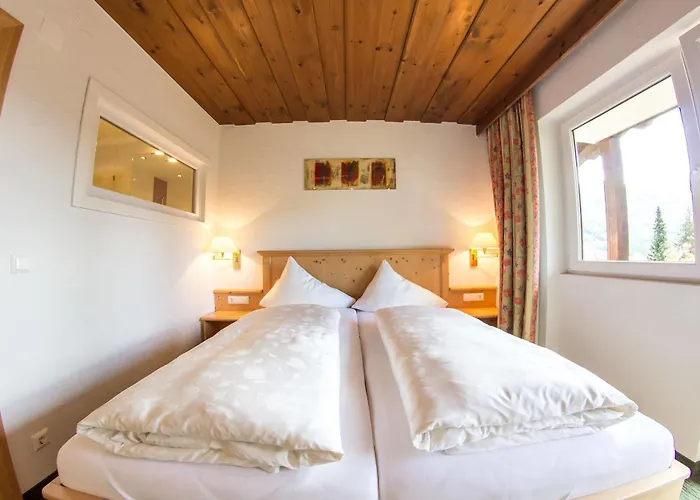 Schi- Und Wanderhotel Berghof Готель 4*