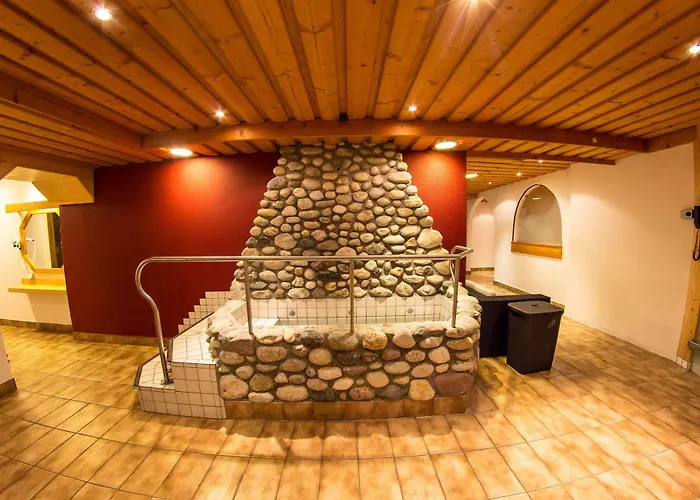 Schi- Und Wanderhotel Berghof Szálloda Bad Kleinkirchheim